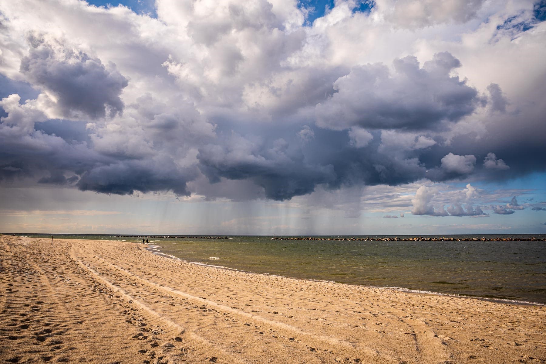 Regenwetter am Strand