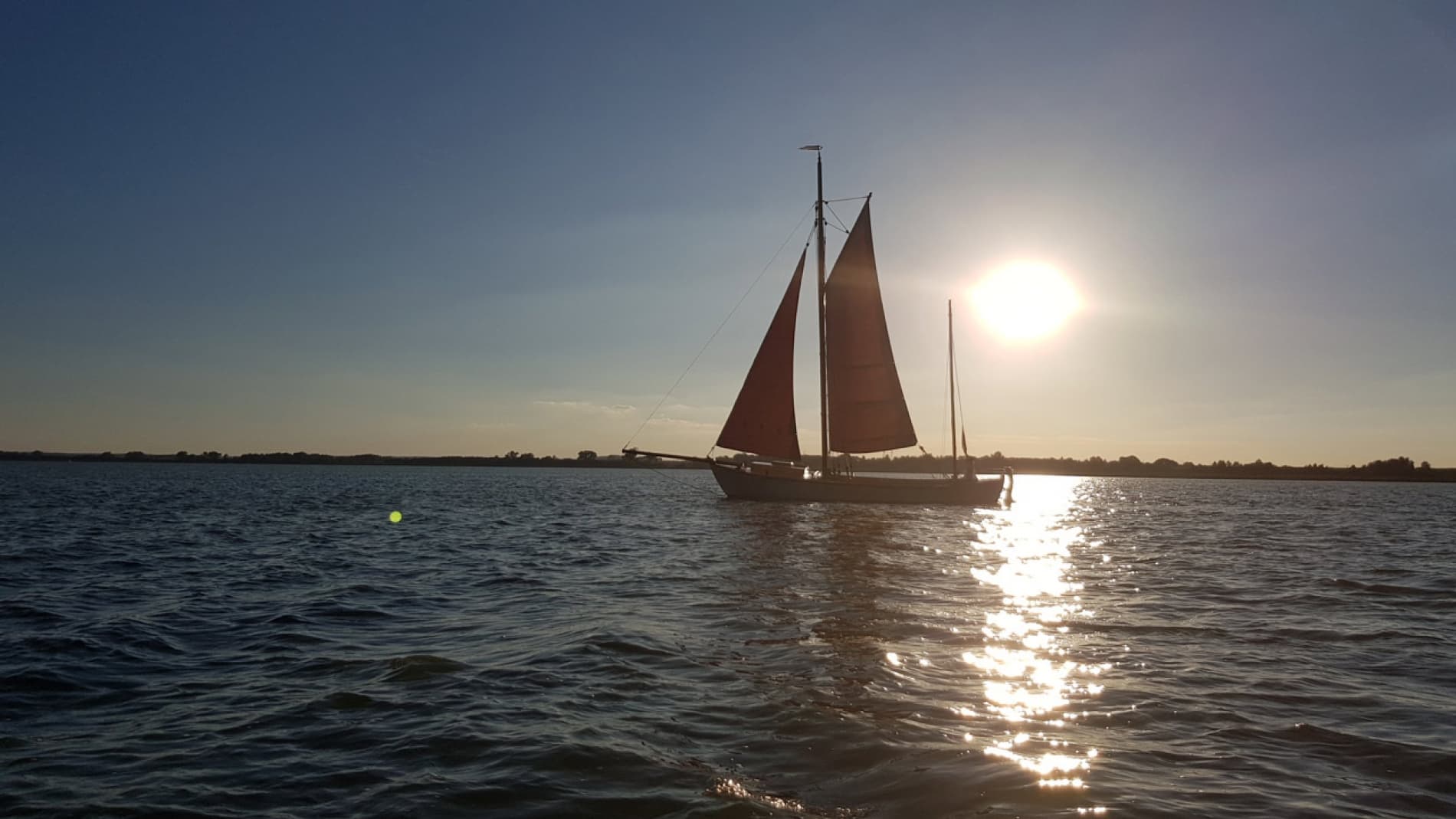 Zeesenboot auf dem Wasser