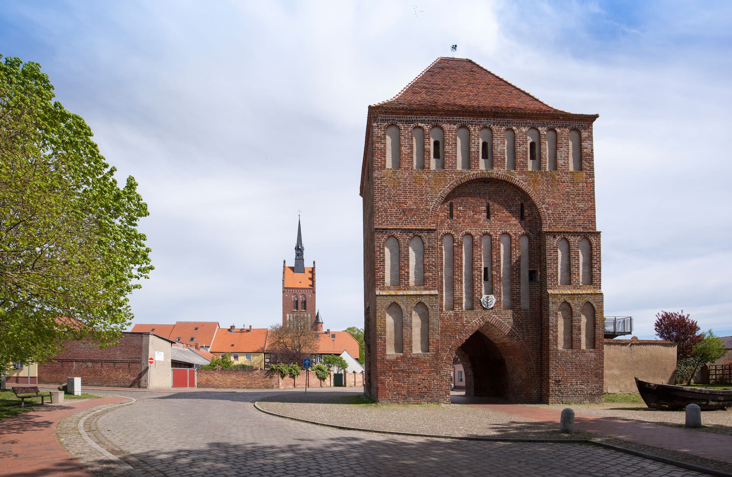 Das Bild zeigt das Anklamer Tor in der Stadt Usedom.
