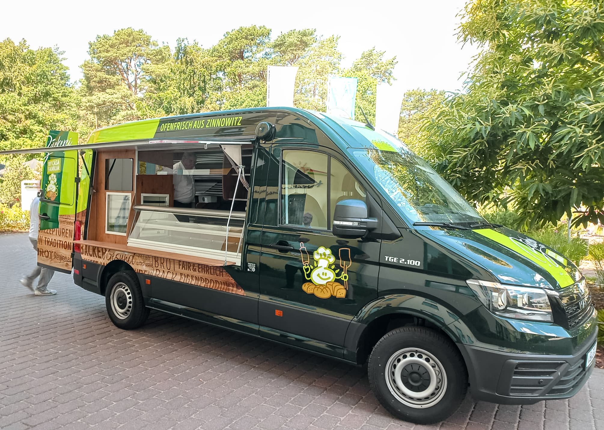 Mobiler Backshop in einem Transporter