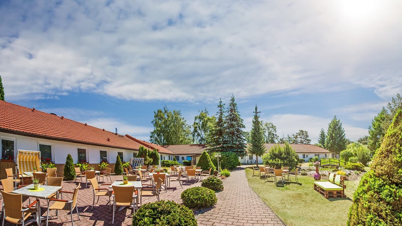 Außenansicht vom Restaurantbereich des pommerschen Hofs