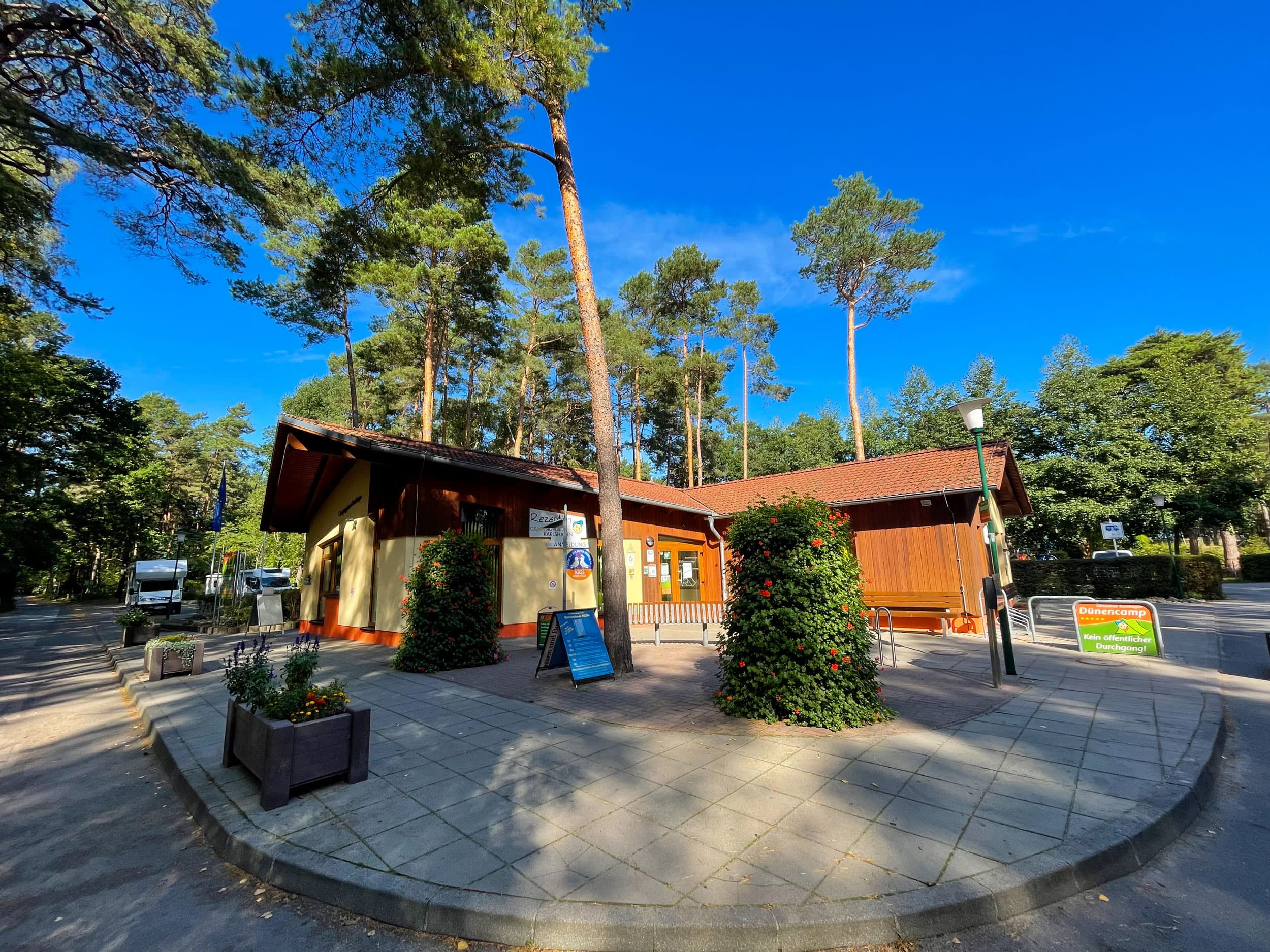 Rezeptionshaus auf dem Campingplatz