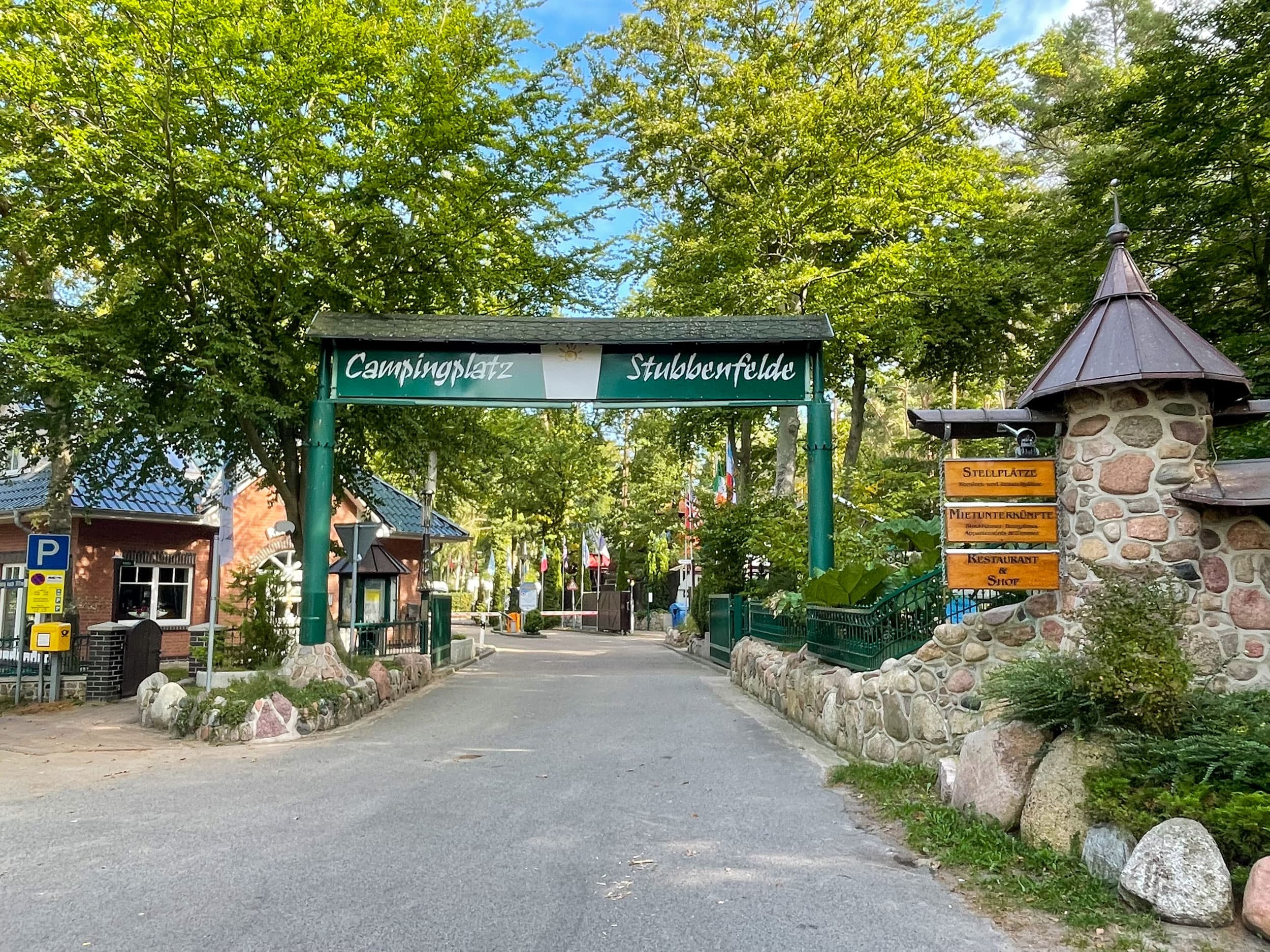 Eingangstor zum Campingplatz