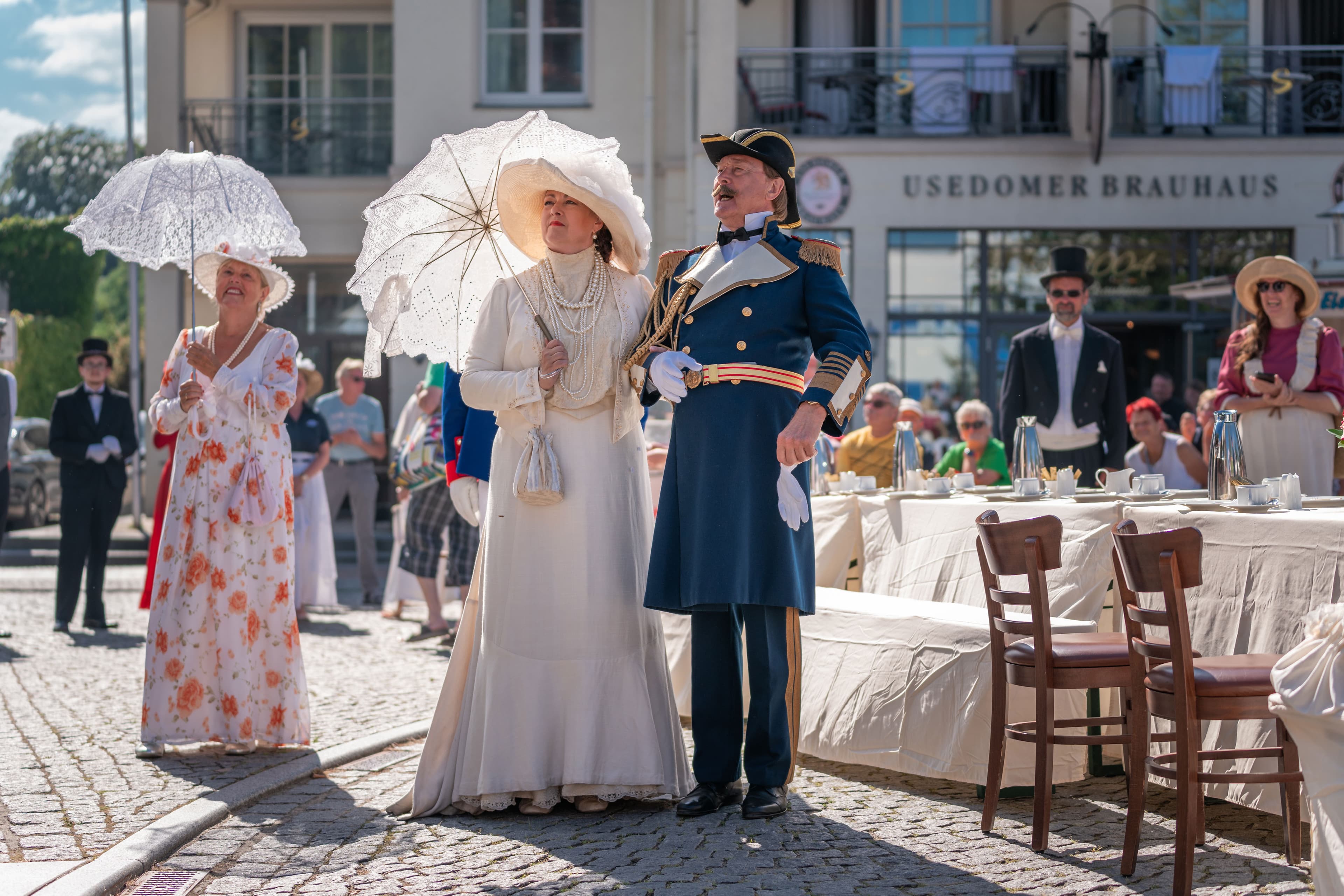 The photo shows the historic imperial couple during the Heringsdorf Imperial Days, which take place annually in the Baltic Sea resort town.