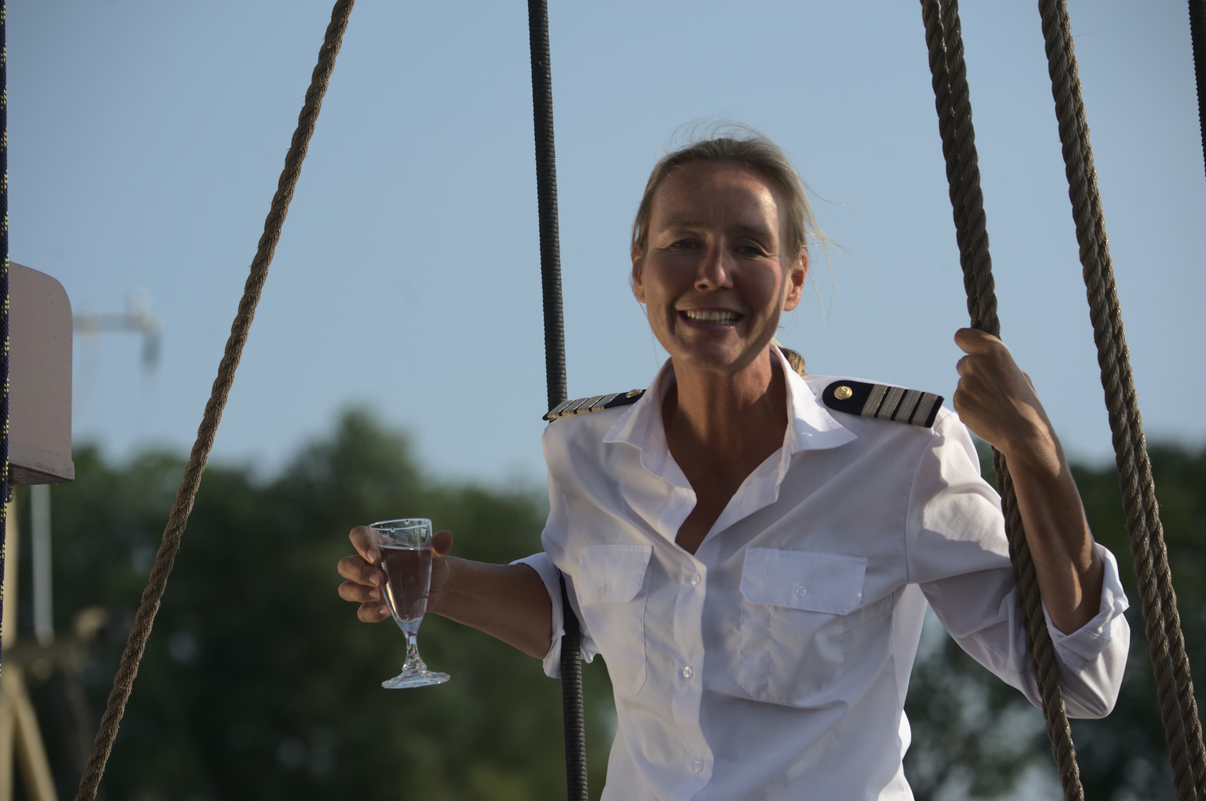 Kapitänin auf Segelschiff