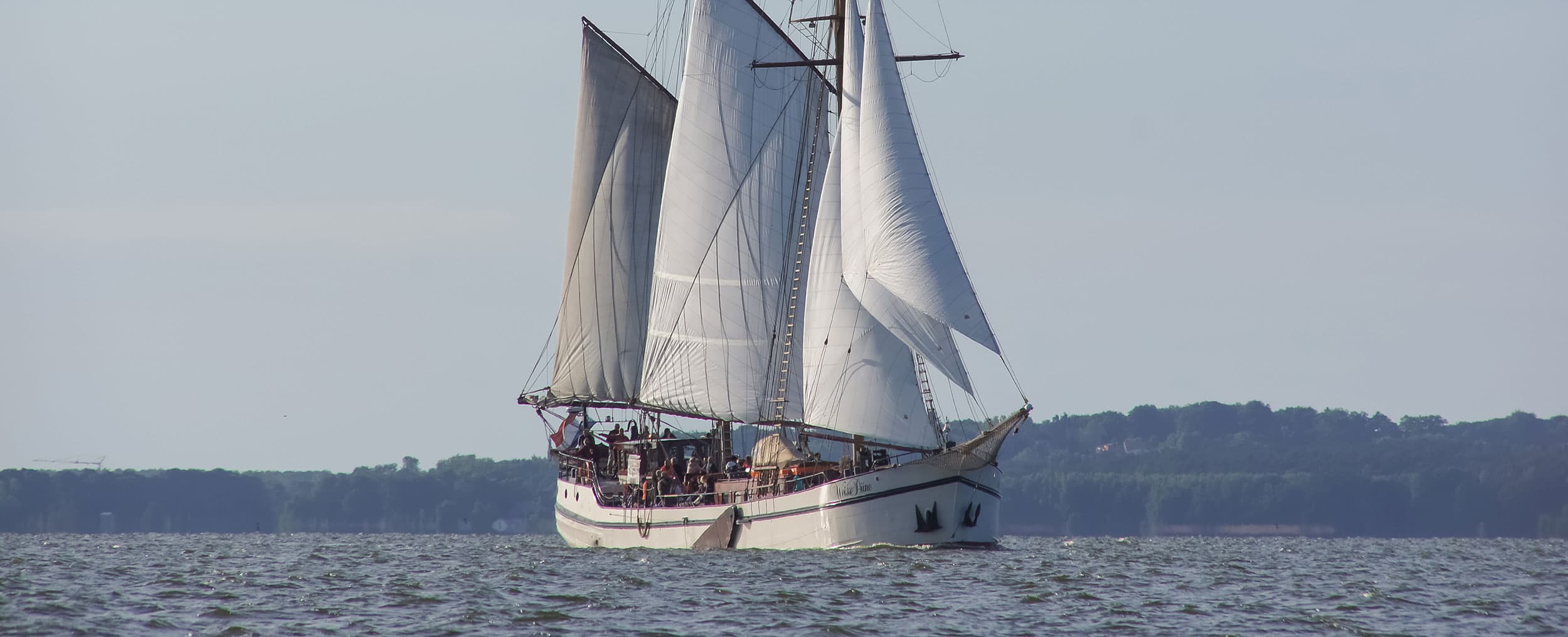 Segelschiff auf dem Wasser