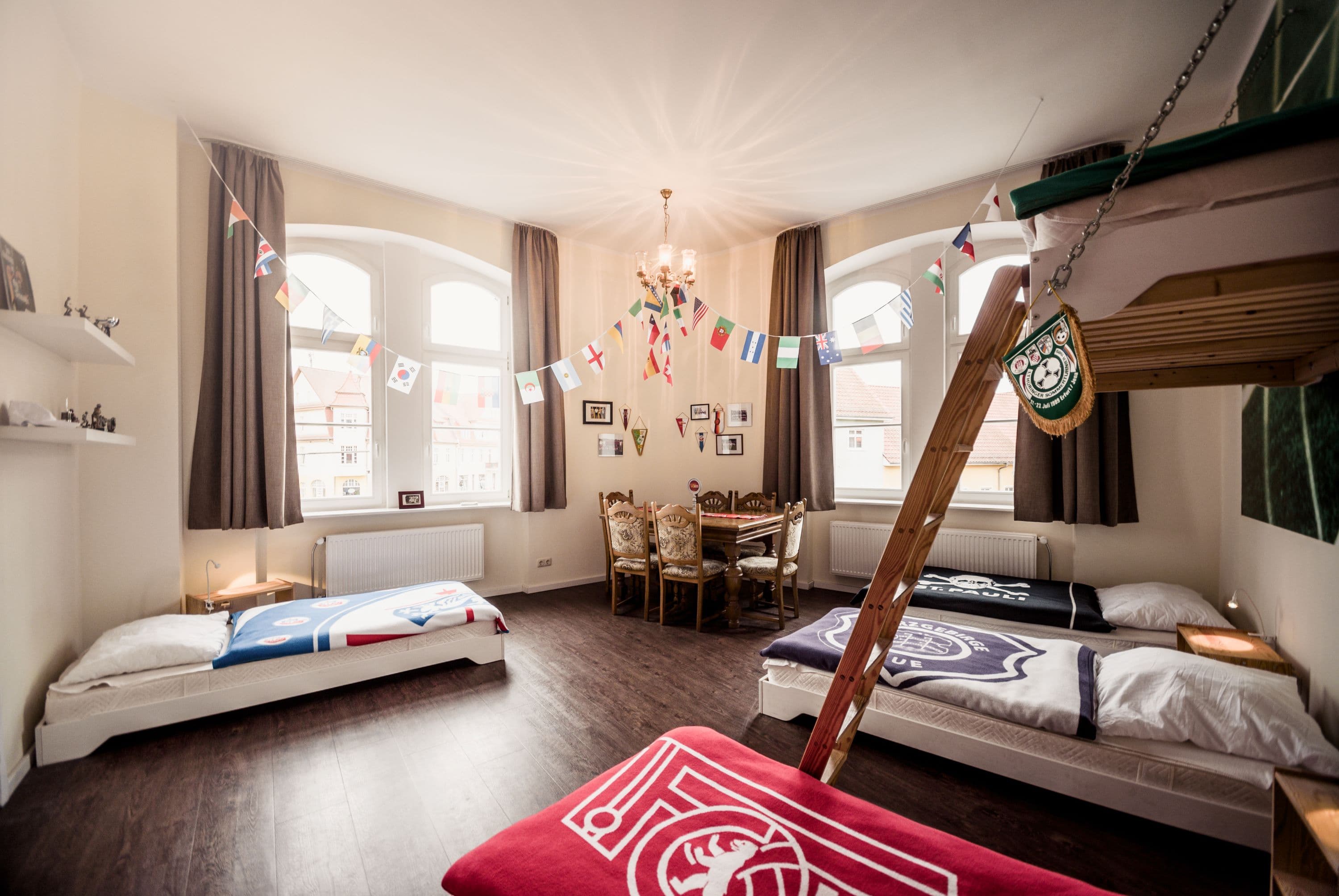 Zimmer mit fünf Betten