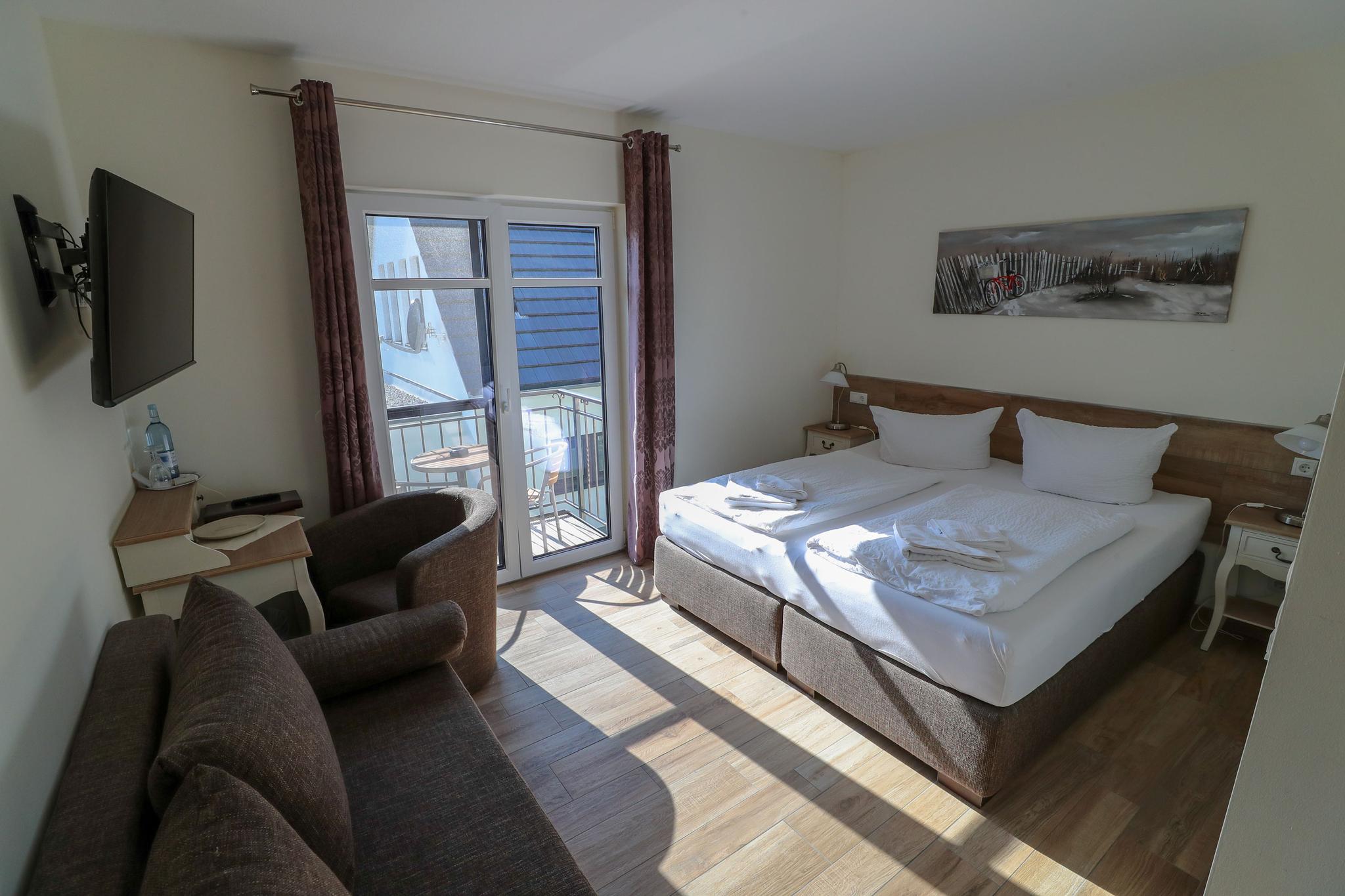 Hotelzimmer mit Doppelbett
