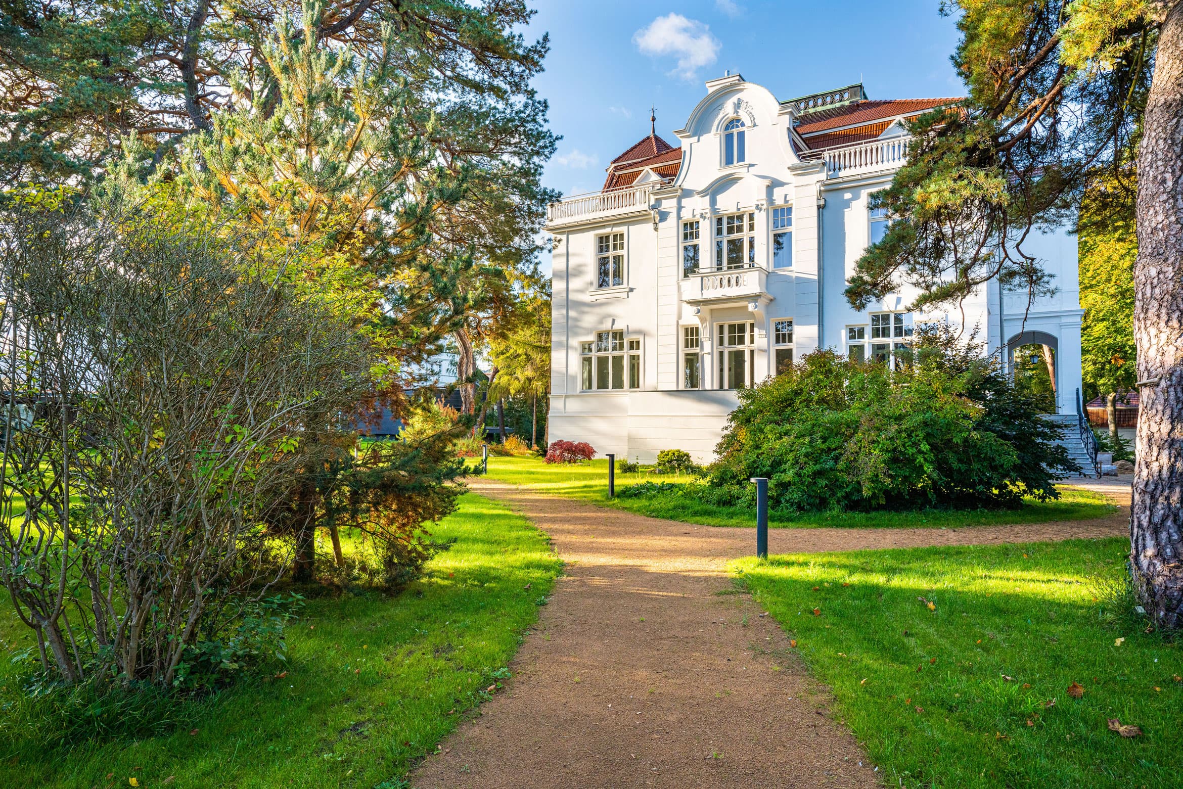 Villa in einem Garten