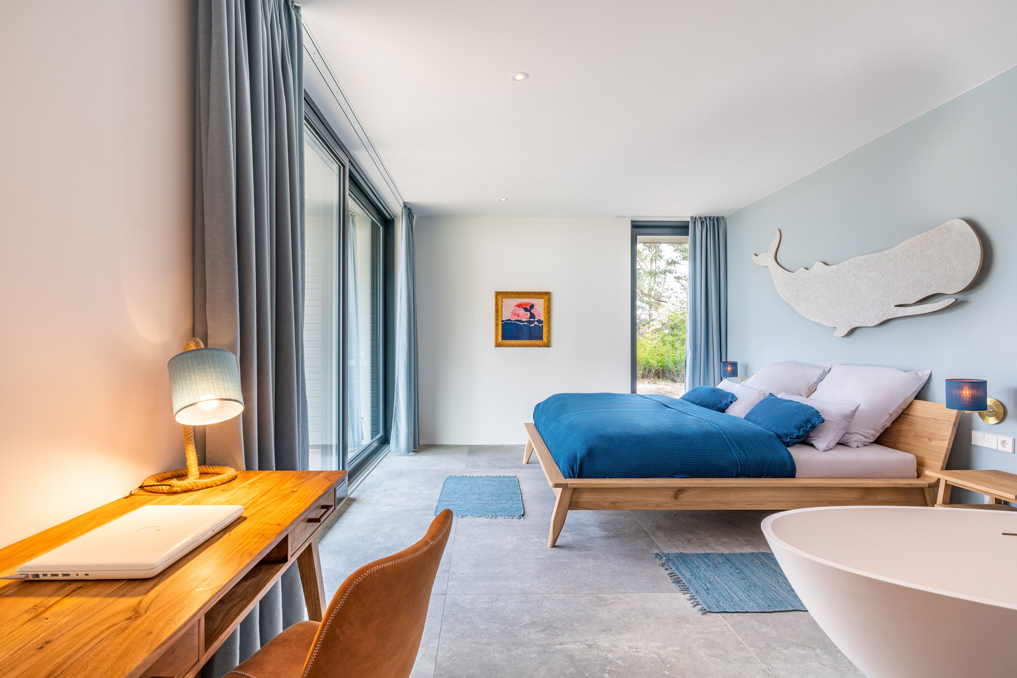 Schlafzimmer mit Doppelbett